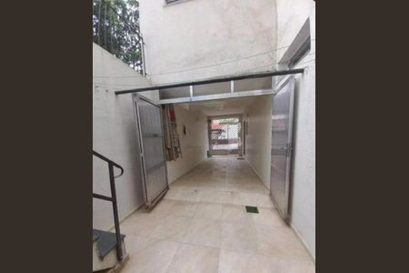 Casa à venda com 110m², 3 quartos e 2 vagas