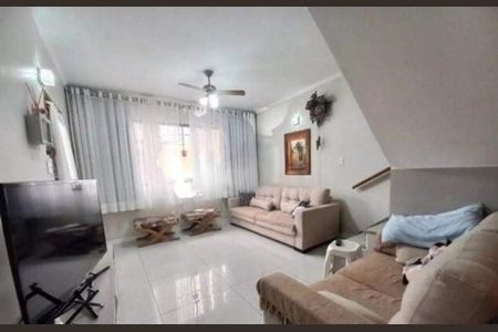 Casa à venda com 110m², 3 quartos e 2 vagas
