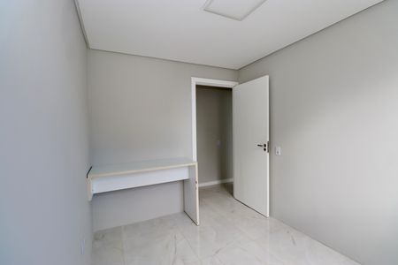 Quarto 1 de apartamento para alugar com 2 quartos, 42m² em Piatã, Salvador