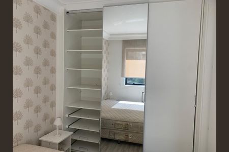 Apartamento à venda com 28m², 1 quarto e 1 vaga