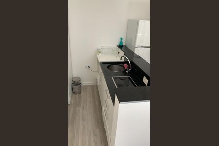 Apartamento à venda com 28m², 1 quarto e 1 vaga