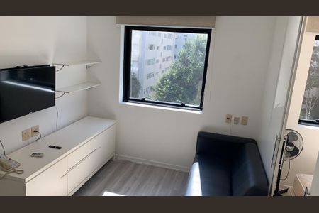 Apartamento à venda com 28m², 1 quarto e 1 vaga