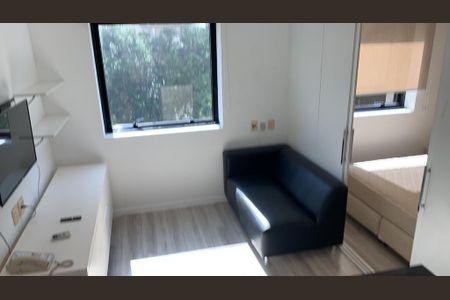 Apartamento à venda com 28m², 1 quarto e 1 vaga