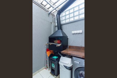 Casa de condomínio para alugar com 79m², 3 quartos e 1 vagaChurraqueira