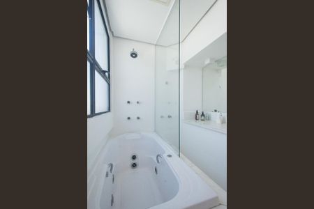 Apartamento à venda com 171m², 2 quartos e 1 vaga