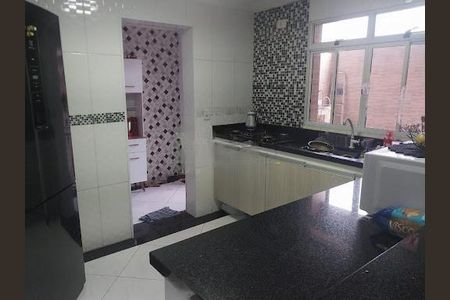 Casa à venda com 129m², 3 quartos e 2 vagas