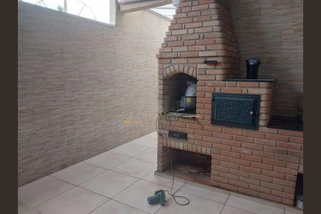Casa à venda com 129m², 3 quartos e 2 vagas