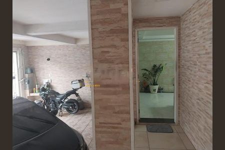 Casa à venda com 129m², 3 quartos e 2 vagas