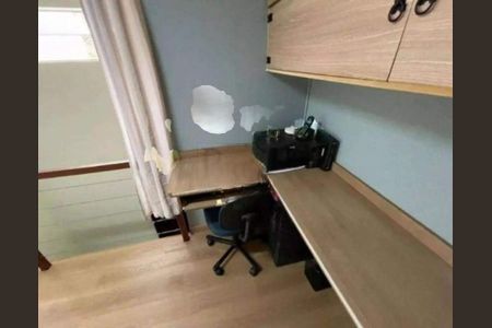 Casa à venda com 73m², 3 quartos e 2 vagas