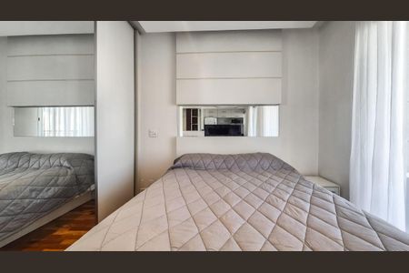 Apartamento à venda com 48m², 1 quarto e 1 vaga