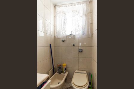 Apartamento à venda com 230m², 4 quartos e 2 vagas Apartamento à venda com 230m², 4 quartos e 2 vagasBanheiro da Suíte
