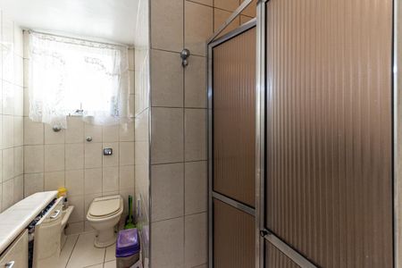 Apartamento à venda com 230m², 4 quartos e 2 vagas Apartamento à venda com 230m², 4 quartos e 2 vagasBanheiro da Suíte