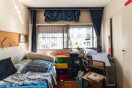 Apartamento à venda com 230m², 4 quartos e 2 vagas Apartamento à venda com 230m², 4 quartos e 2 vagasQuarto