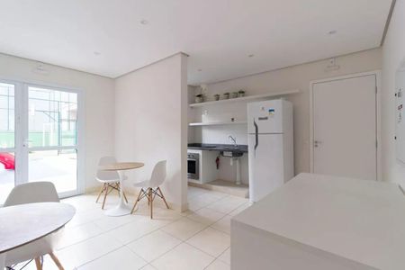 Apartamento à venda com 2 quartos, 53m² em Parque Vitoria, São Paulo
