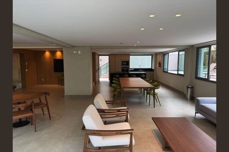 Apartamento à venda com 65m², 1 quarto e 2 vagas Apartamento à venda com 65m², 1 quarto e 2 vagasÁrea comum