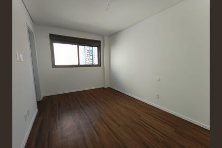 Apartamento à venda com 65m², 1 quarto e 2 vagas Apartamento à venda com 65m², 1 quarto e 2 vagasQuarto