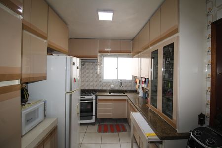 Apartamento à venda com 100m², 3 quartos e 2 vagasCozinha