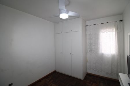 Apartamento à venda com 100m², 3 quartos e 2 vagasQuarto 2