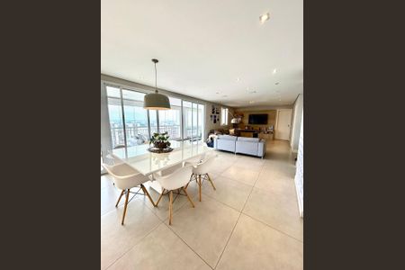 Apartamento à venda com 177m², 3 quartos e 2 vagas Apartamento à venda com 177m², 3 quartos e 2 vagasFoto 01