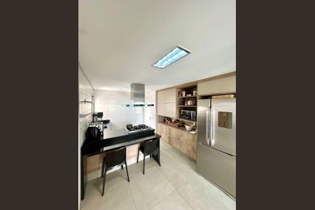Apartamento à venda com 177m², 3 quartos e 2 vagas Apartamento à venda com 177m², 3 quartos e 2 vagasFoto 13