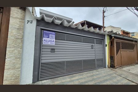 Fachada de casa para alugar com 3 quartos, 165m² em Condomínio Maracanã, Santo André