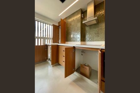 Apartamento à venda com 72m², 2 quartos e 1 vaga