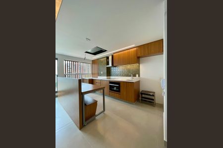 Apartamento à venda com 72m², 2 quartos e 1 vaga