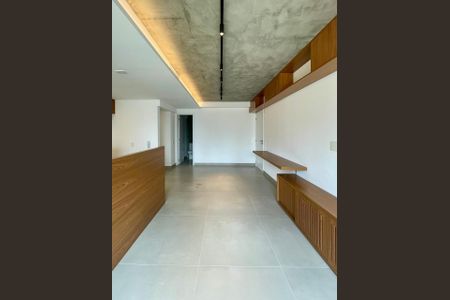 Apartamento à venda com 72m², 2 quartos e 1 vaga
