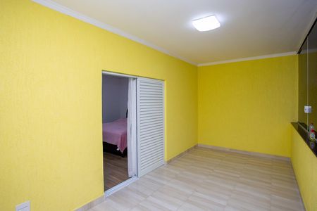 Casa à venda com 380m², 3 quartos e 2 vagasVaranda da Suite
