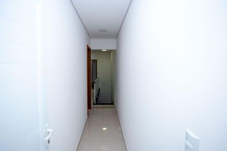 Corredor de casa à venda com 3 quartos, 380m² em Casa Grande, Diadema