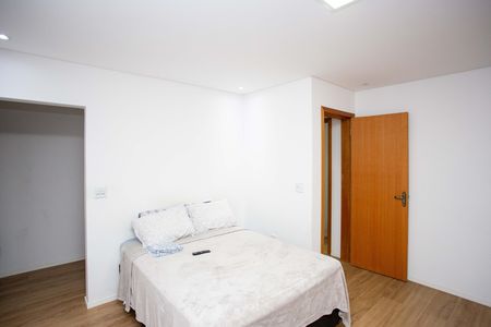 Casa à venda com 380m², 3 quartos e 2 vagasQuarto 3