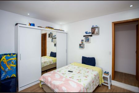 Casa à venda com 380m², 3 quartos e 2 vagasQuarto 2