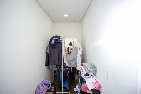 Casa à venda com 380m², 3 quartos e 2 vagasCloset da suíte