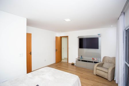 Casa à venda com 380m², 3 quartos e 2 vagasQuarto 3
