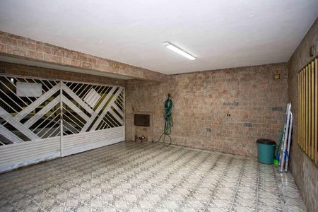 Casa à venda com 380m², 3 quartos e 2 vagasGaragem