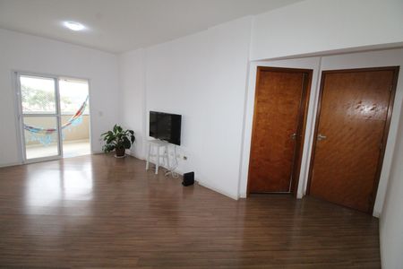 Apartamento para alugar com 65m², 2 quartos e 1 vagaSala