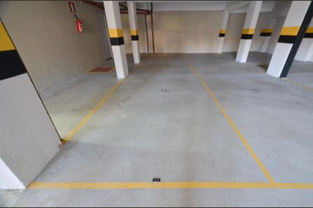 Apartamento à venda com 89m², 2 quartos e 2 vagas Apartamento à venda com 89m², 2 quartos e 2 vagasGaragem
