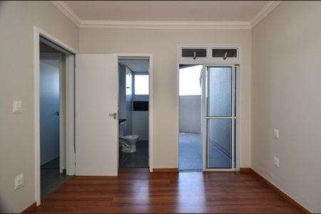 Apartamento à venda com 89m², 2 quartos e 2 vagas Apartamento à venda com 89m², 2 quartos e 2 vagasSuíte