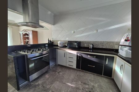 Cozinha de casa para alugar com 3 quartos, 250m² em Parque Via Norte, Campinas