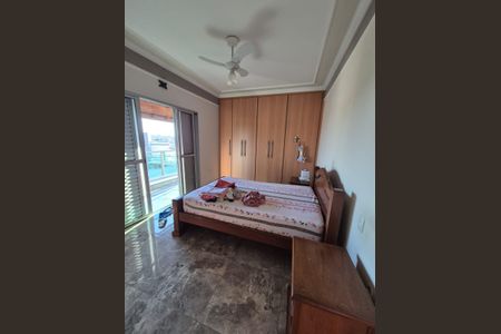 Casa para alugar com 250m², 3 quartos e 3 vagas Casa para alugar com 250m², 3 quartos e 3 vagasSuíte