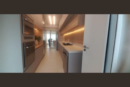 Apartamento à venda com 183m², 4 quartos e 4 vagas