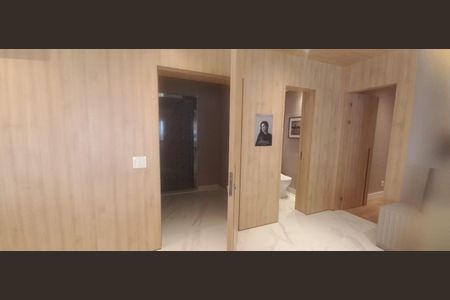 Apartamento à venda com 183m², 4 quartos e 4 vagas