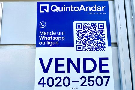 Casa de condomínio à venda com 64m², 2 quartos e 1 vagaFachada