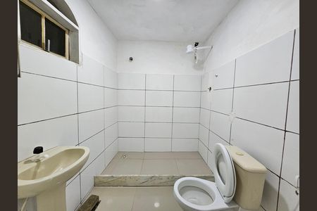 Banheiro 2 de casa para alugar com 2 quartos, 100m² em Anchieta, Nilópolis