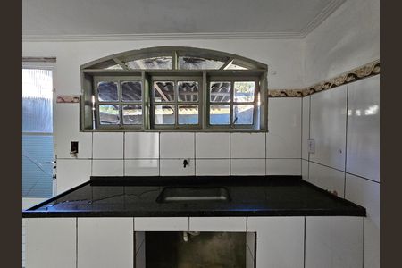 Casa para alugar com 100m², 2 quartos e 1 vaga Casa para alugar com 100m², 2 quartos e 1 vagaCozinha