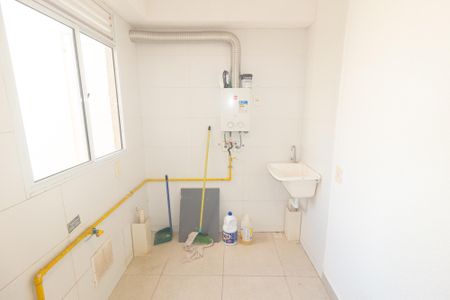 Apartamento para alugar com 43m², 2 quartos e 1 vaga Apartamento para alugar com 43m², 2 quartos e 1 vagaCozinha e Área de Serviço