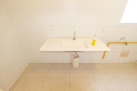 Apartamento para alugar com 43m², 2 quartos e 1 vaga Apartamento para alugar com 43m², 2 quartos e 1 vagaCozinha e Área de Serviço