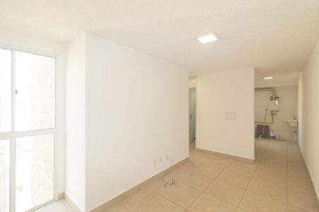 Sala de apartamento para alugar com 2 quartos, 43m² em Santa Cruz, Rio de Janeiro