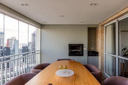 Apartamento à venda com 151m², 2 quartos e 3 vagas