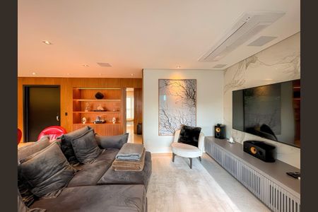 Apartamento à venda com 3 quartos, 182m² em Indianópolis, São Paulo